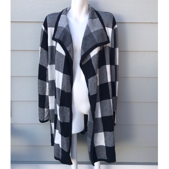 Jones New York Plaid Cardigan White/Black Buffalo Plaid (3X) - Picture 2 of 6